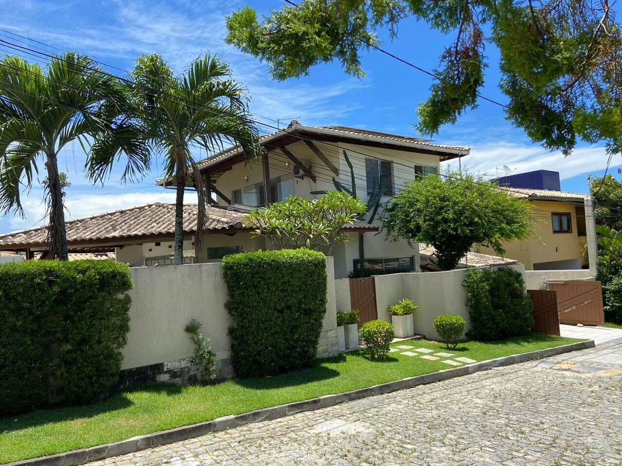 Casa a venda em condomínio fechado na Priscila Dutra! - Imóveis Maria Lopes